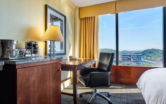 Hilton Knoxville