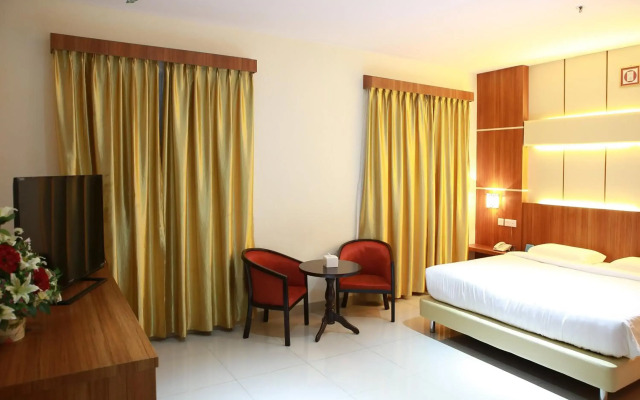 OYO 775 Aviari Hotel