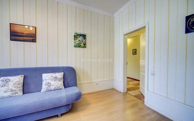 Welcome Home (Вэлком Хоум) на набережной реки Мойки 14