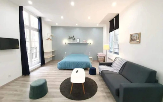 Home Sweet Home - Marais