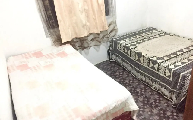 House With in Pereybere With Pool Access and Enclosed Gard
