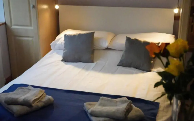 Captivating 4-bed House in Milton Keynes