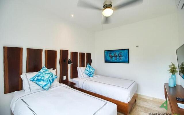 2 Bedrooms Apartment with Private Terrace
