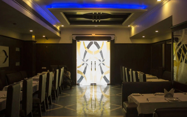 FabHotel Aay Kay Model Town