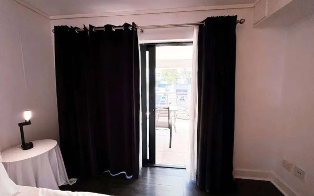 Spacious 1 Bedroom Apartment, Atlantica, Seapoint