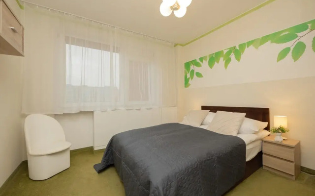 Apartment With Balcony for 2 by Renters