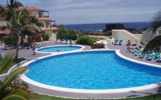 Apartamentos Lago Azul