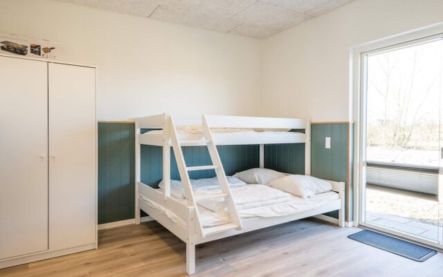 8 Person Holiday Home in Tarm