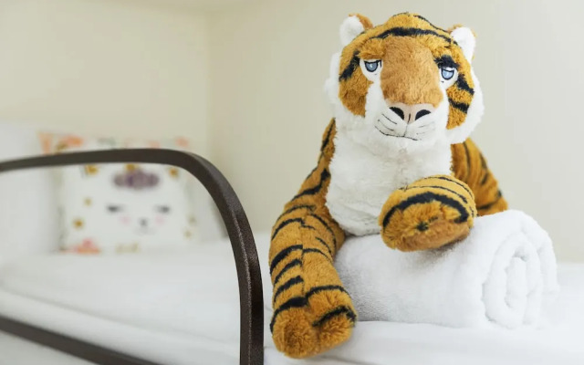 The Pearl of Nachlaot Apartments