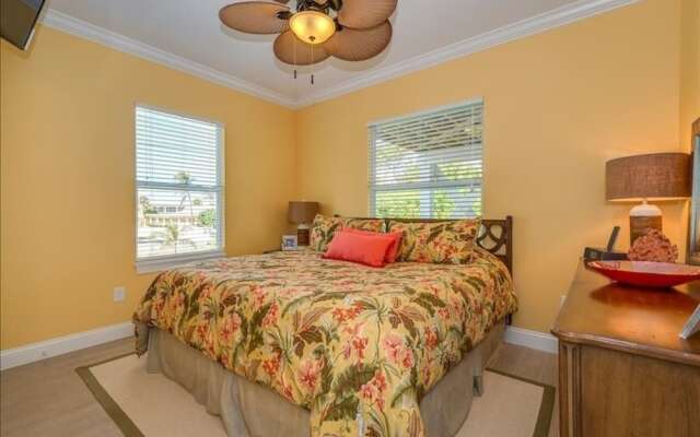 343 Gulf Blvd - 4Br Home