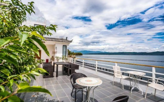 Dali Huayue Fanxing Sea View Inn