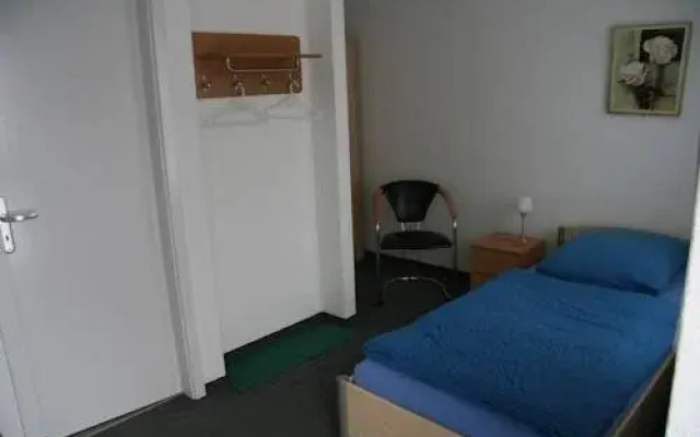 Hotel Und Pension Le Petit