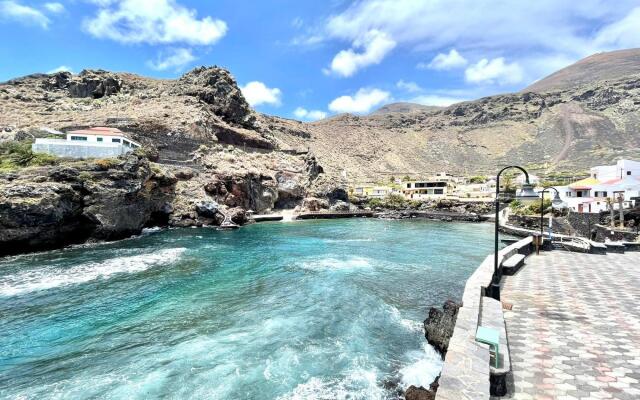Bonito apartamento de 2 domitorios frente al mar