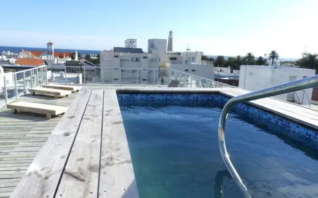 Aquarium Hotel