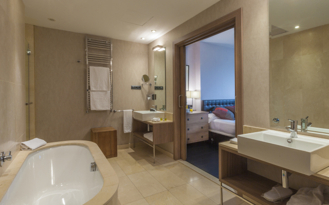 URH Hotel Zen Balagares