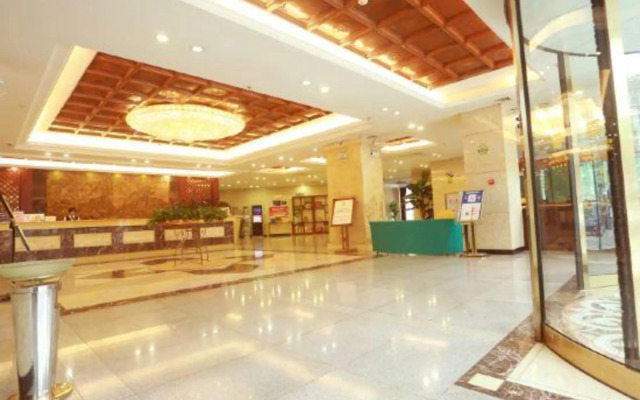 Grand Dragon Hotel