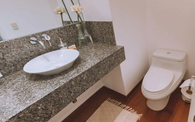 Lujoso y moderno dpto en la zona mas exclusiva