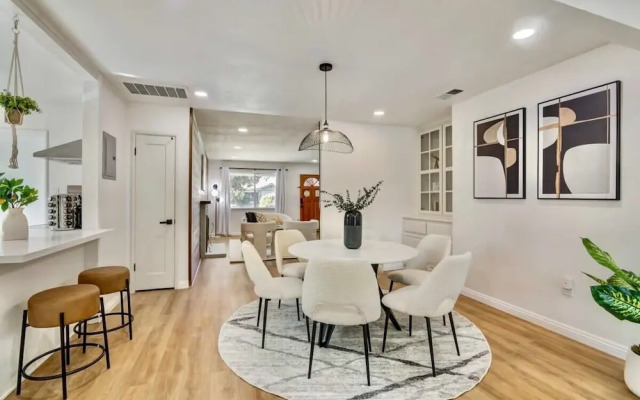 @ Marbella Lane - Stylish Cozy4br in Siliconvalley