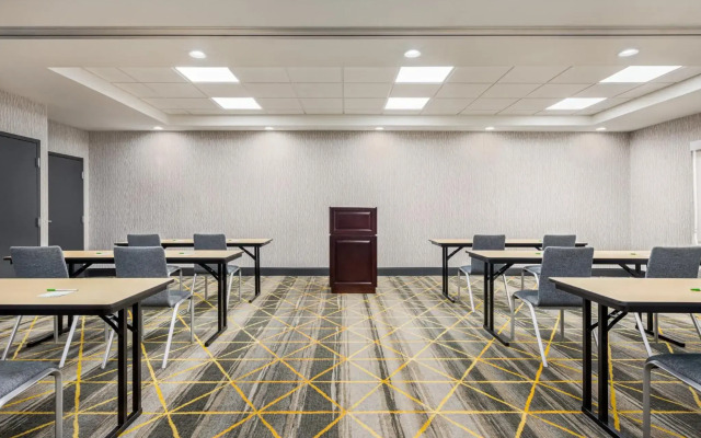 Holiday Inn Cheshire Southington