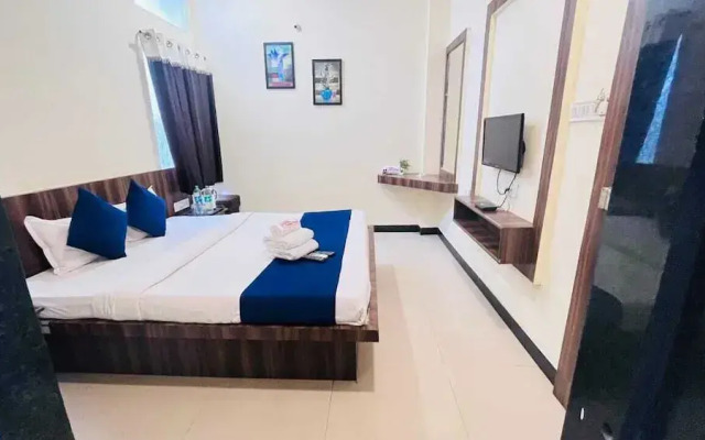 Hotel  Ashoka Palace
