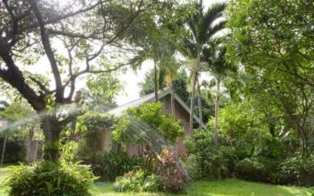 Baan Kratom Tong by the sea