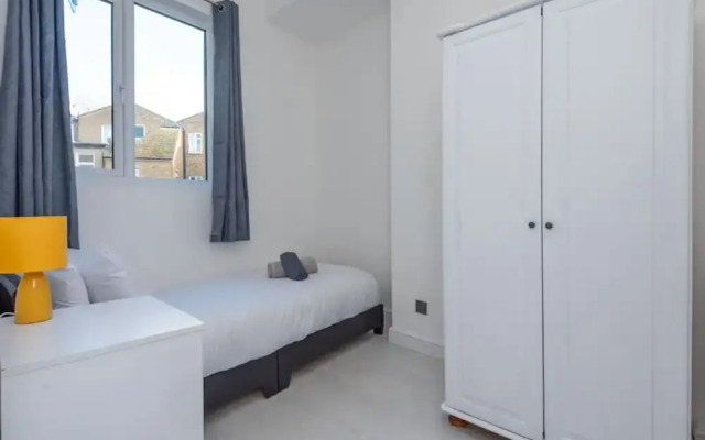 Comfy Flat Near Portobello Road