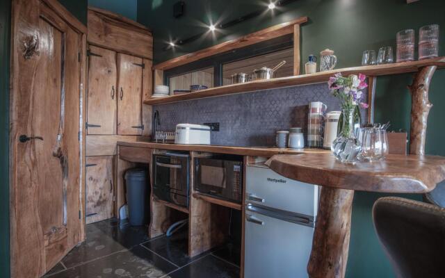 Tawny Lodge - 1 Bedroom - Blossom Farm