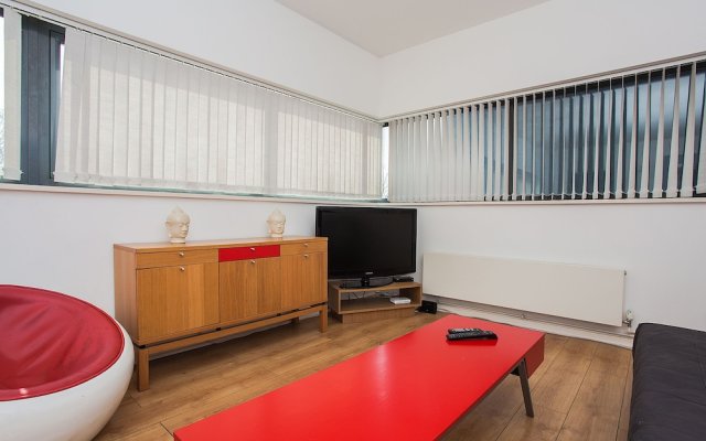 Modern 2 Bedroom Flat In West Ham