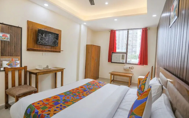 FabHotel Frolic Luxury Stay