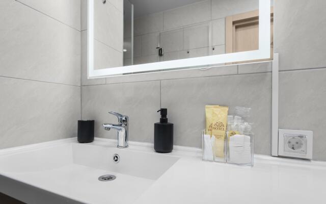 FlatHome 24 (ФлэтХоум 24) на проспекте Стачек