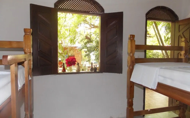 Hostel Pousada Cajueiro