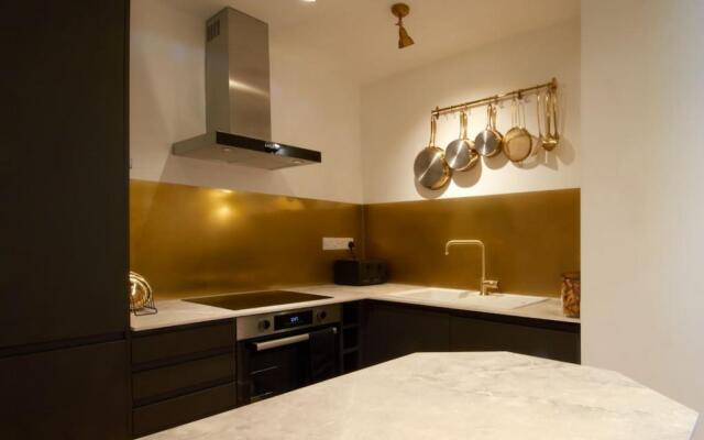 Knightstone Apartment