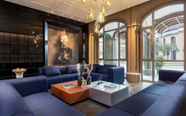 Hotel Luc - Autograph Collection