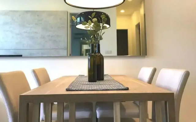 The Robertsons by Urban Suites