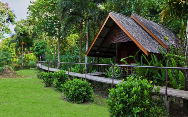 Khao Sok Riverside Cottage