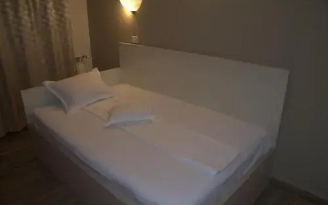 Pensiune Xe-Mar