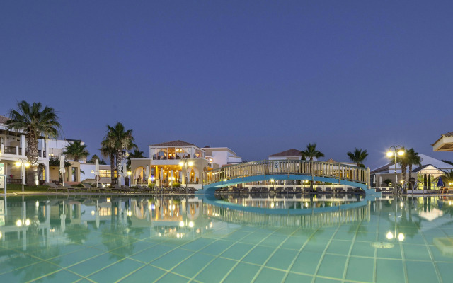 Neptune Luxury Resort