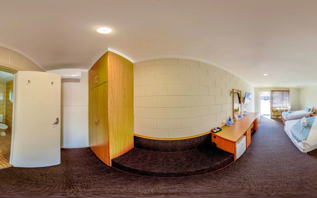 Hospitality Esperance, SureStay Collection by Best Western