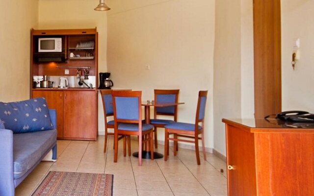 Theodorou Beach Hotel Apartments
