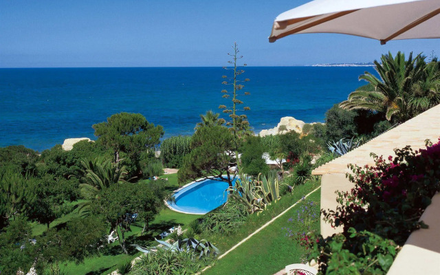 Vila Joya Home, Restaurant & Spa
