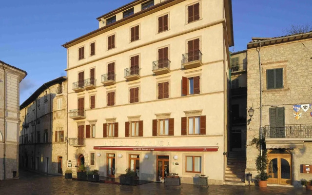 Hotel & Ristorante Zunica 1880