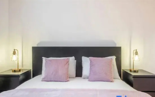 The Fitz - by Frankie