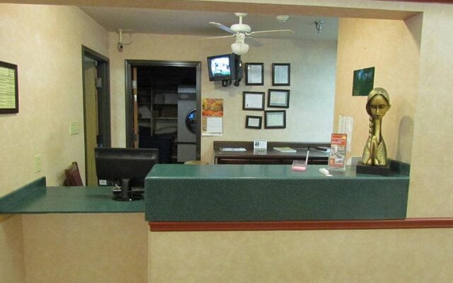 Western Inn & Suites Hampton