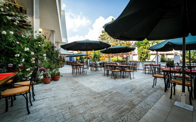 Hotel Kavkaz Golden Dune