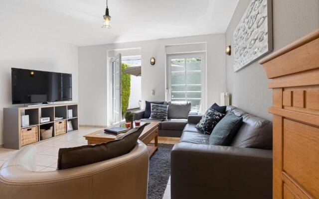 Alte Reihe 14 _Haus Teja_