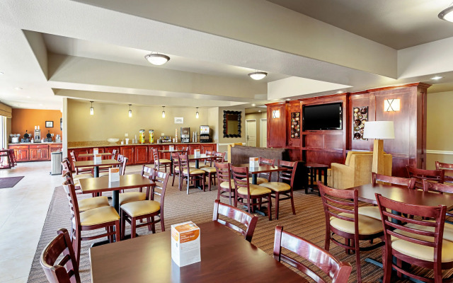 Sleep Inn & Suites at Six Flags