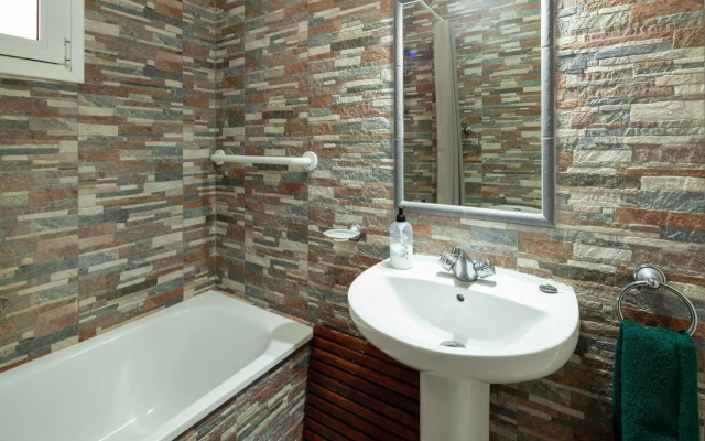 Bright spacious 1 bed apartment