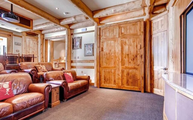 Rubywood - Private Home by RedAwning