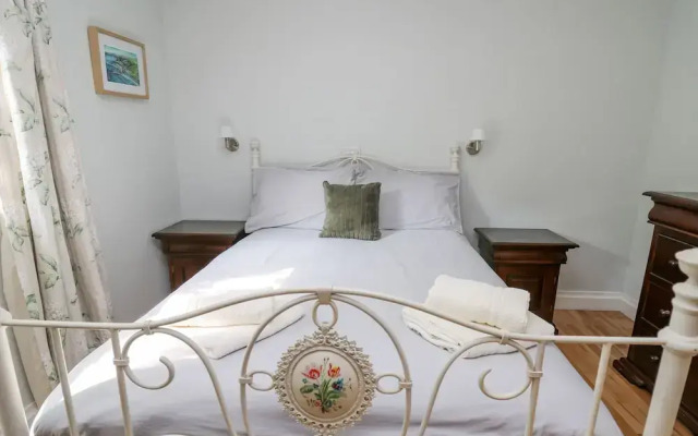 The Coach House at Plas Dolguog