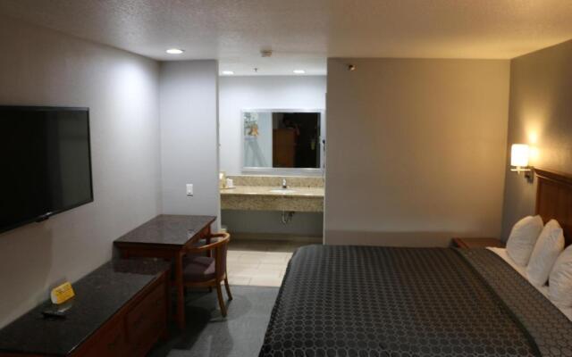 Grand Park Inn